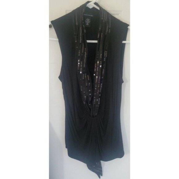 NWOT Victoria's Secret Sequin Collar Deep V-Neck Top with Keyhole - X-Small - Picture 4 of 7